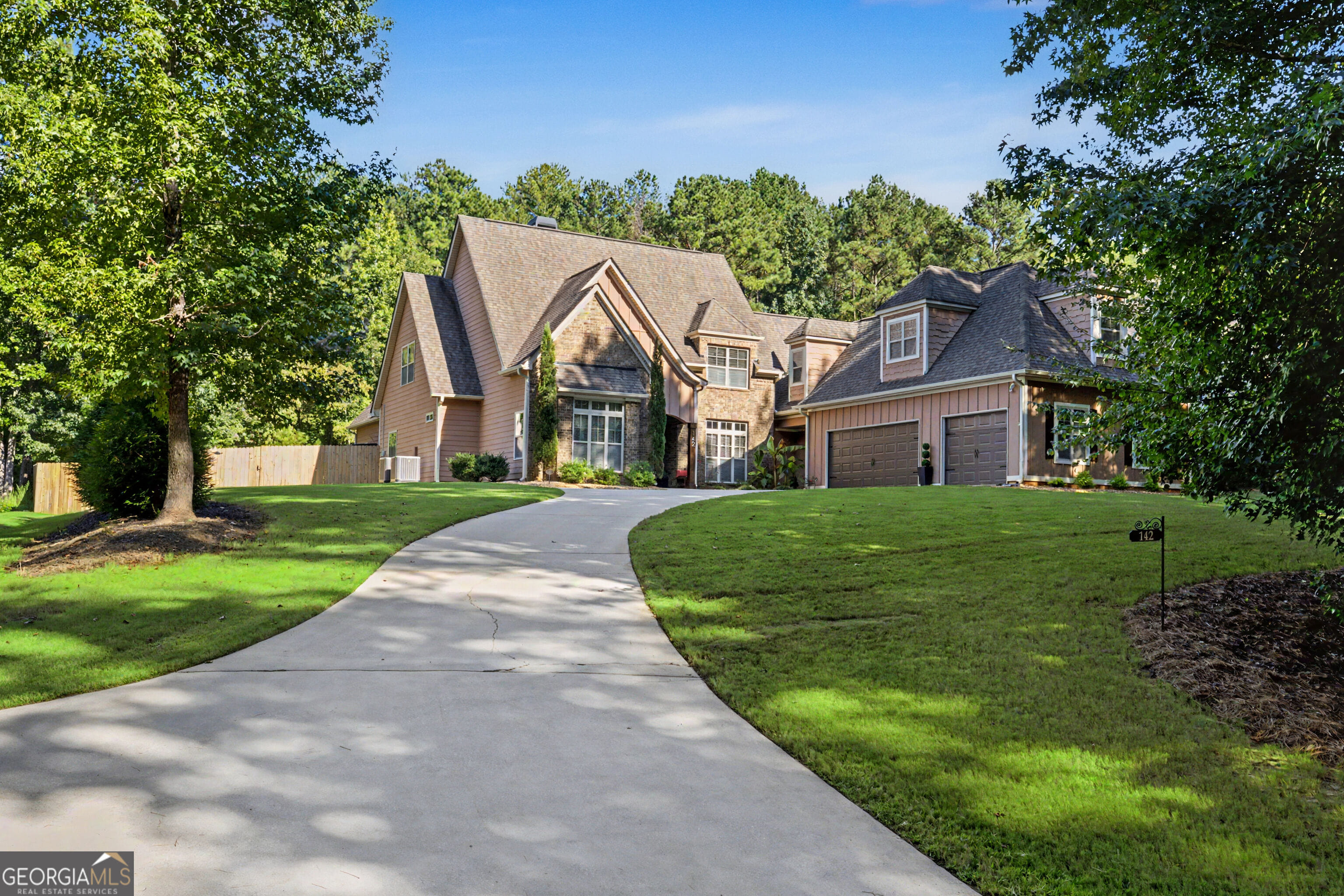 142 Drews Ridge Dr, Newnan, GA 30263