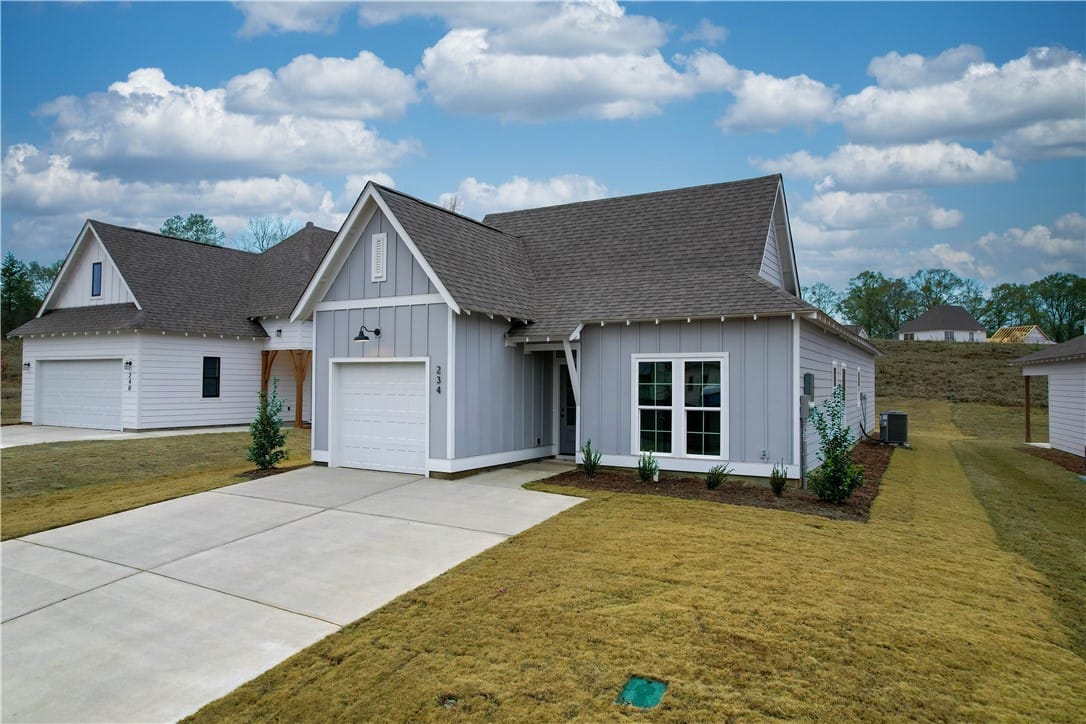 234 SUMMER, Opelika, AL, 36804 — Photo 3