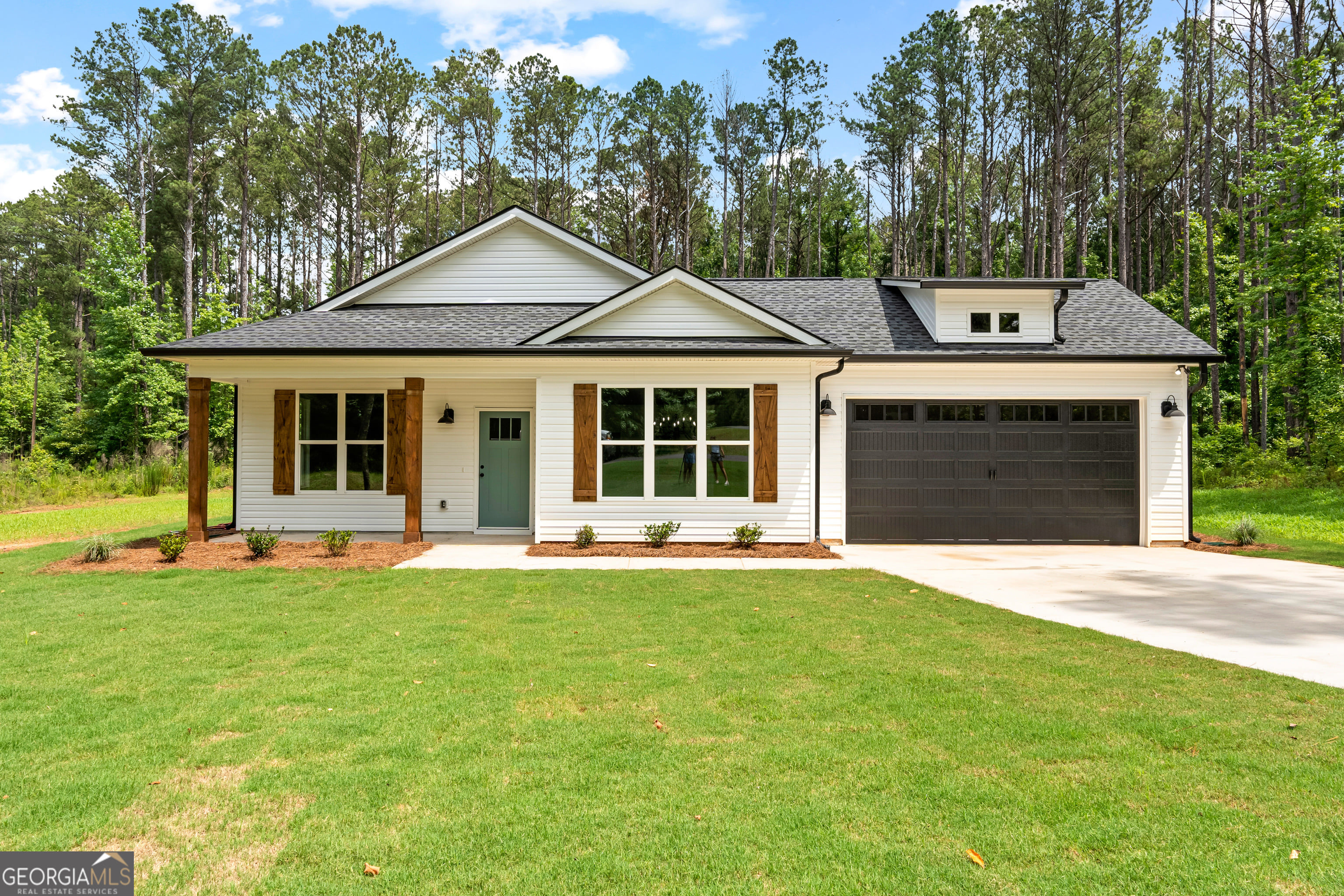 134 Coyote Cir, Greenville, GA 30222