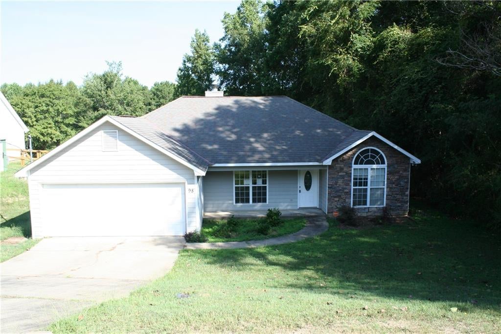98 Lee Rd 2107, Phenix City, AL 36870