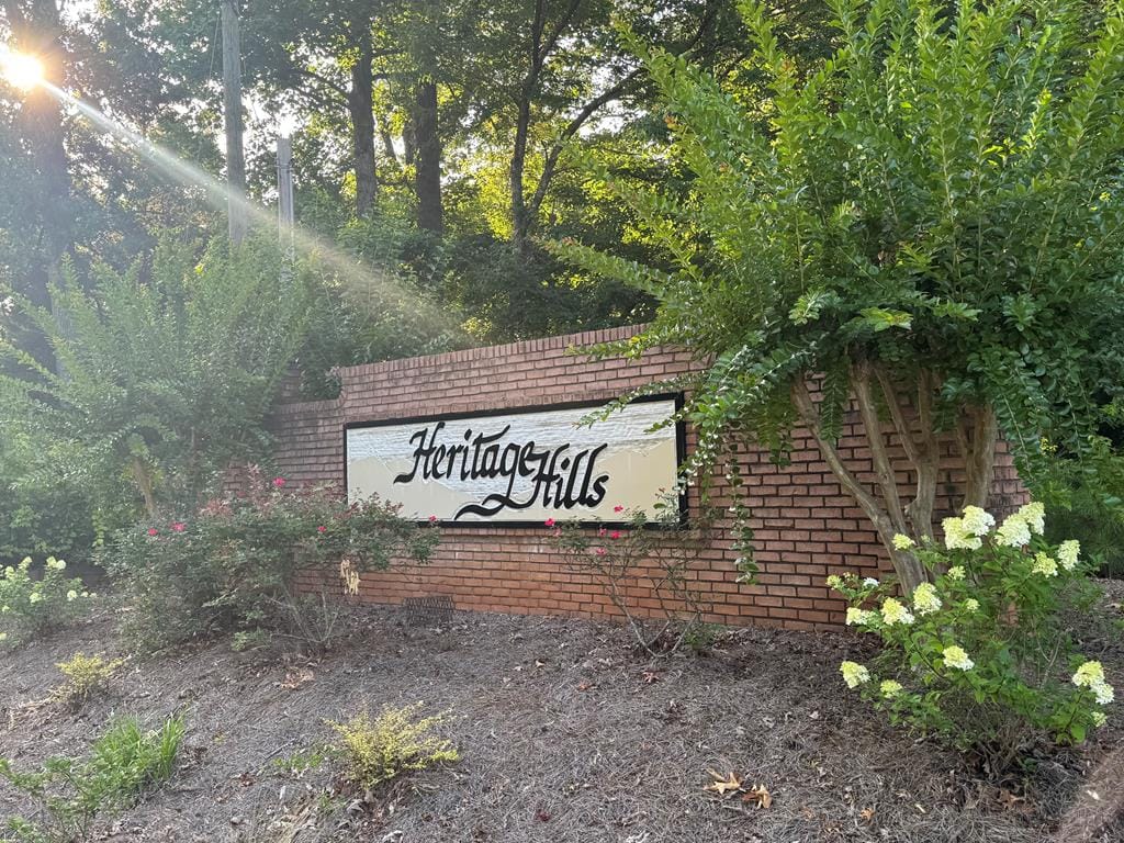 105 Plymouth Dr, LaGrange, GA 30240