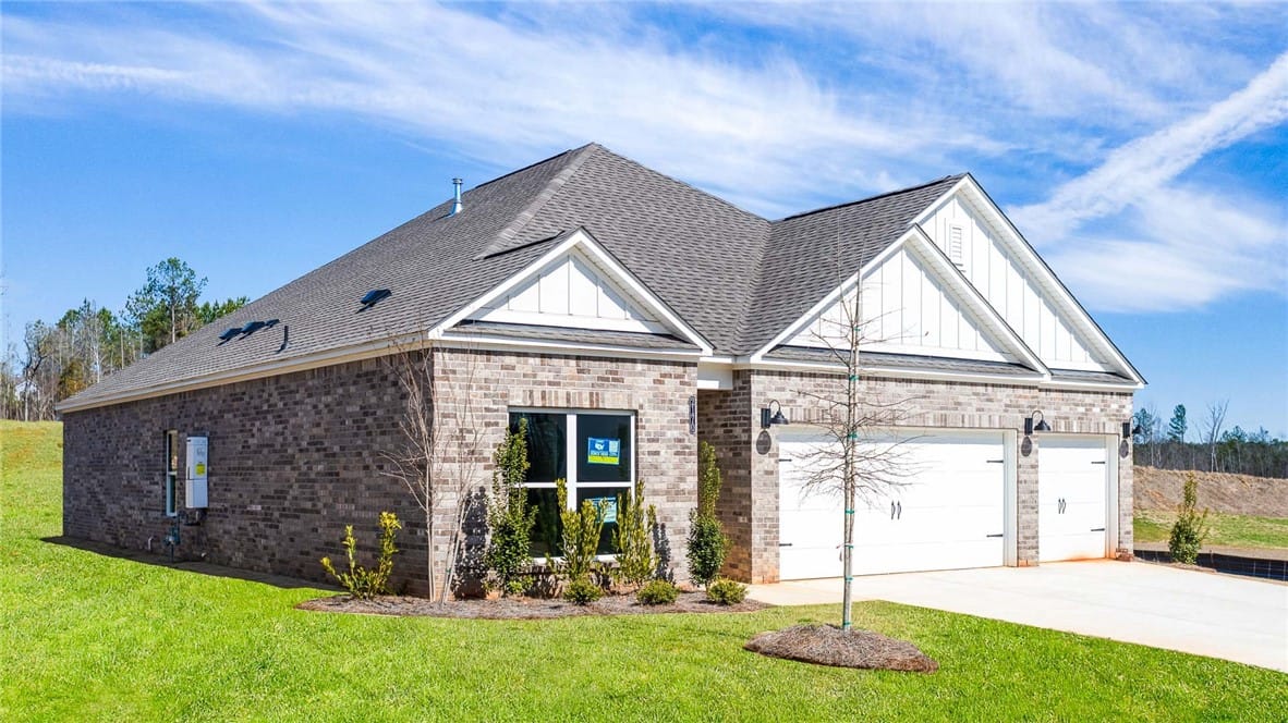 2170 Bluebird Drive, Auburn, AL, 36879 — Photo 3