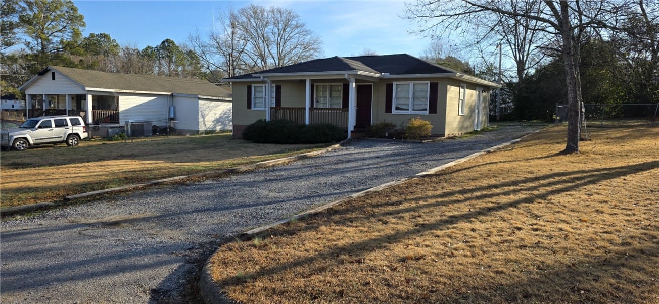 112 North 13th Avenue, Lanett, AL, 36863 — Photo 3