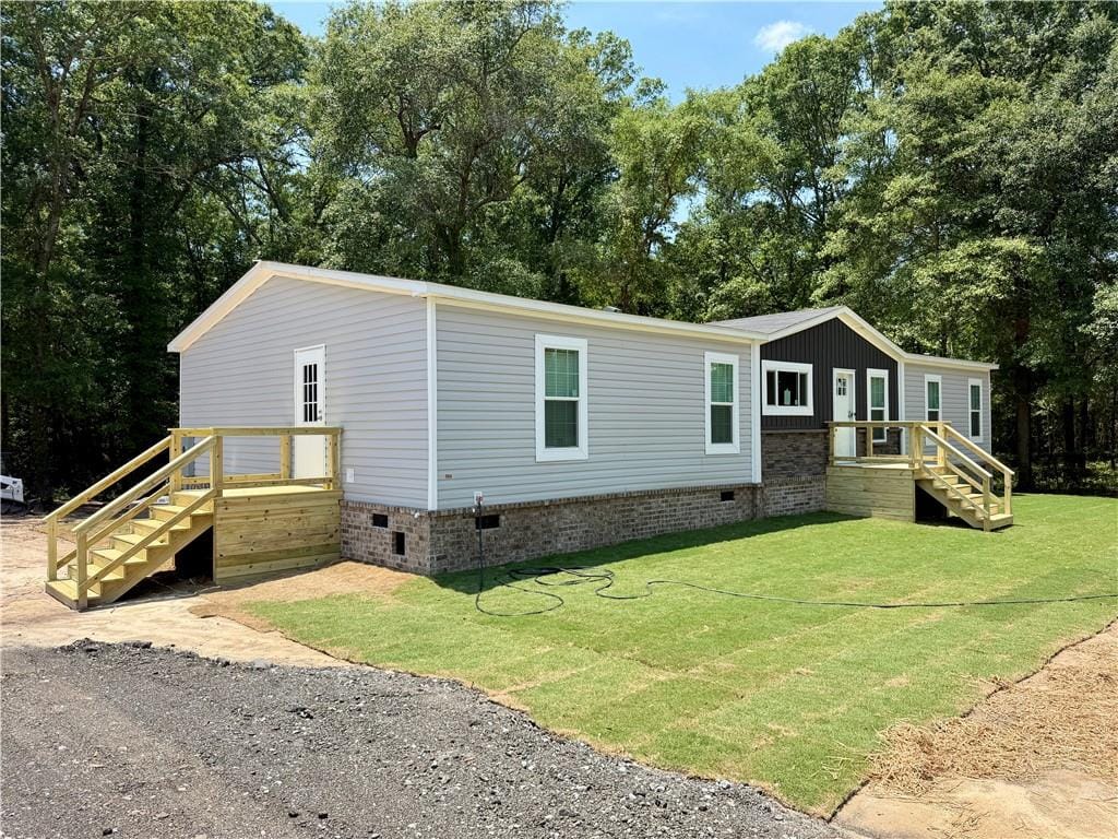 39 Parker Dr, Seale, AL 36875