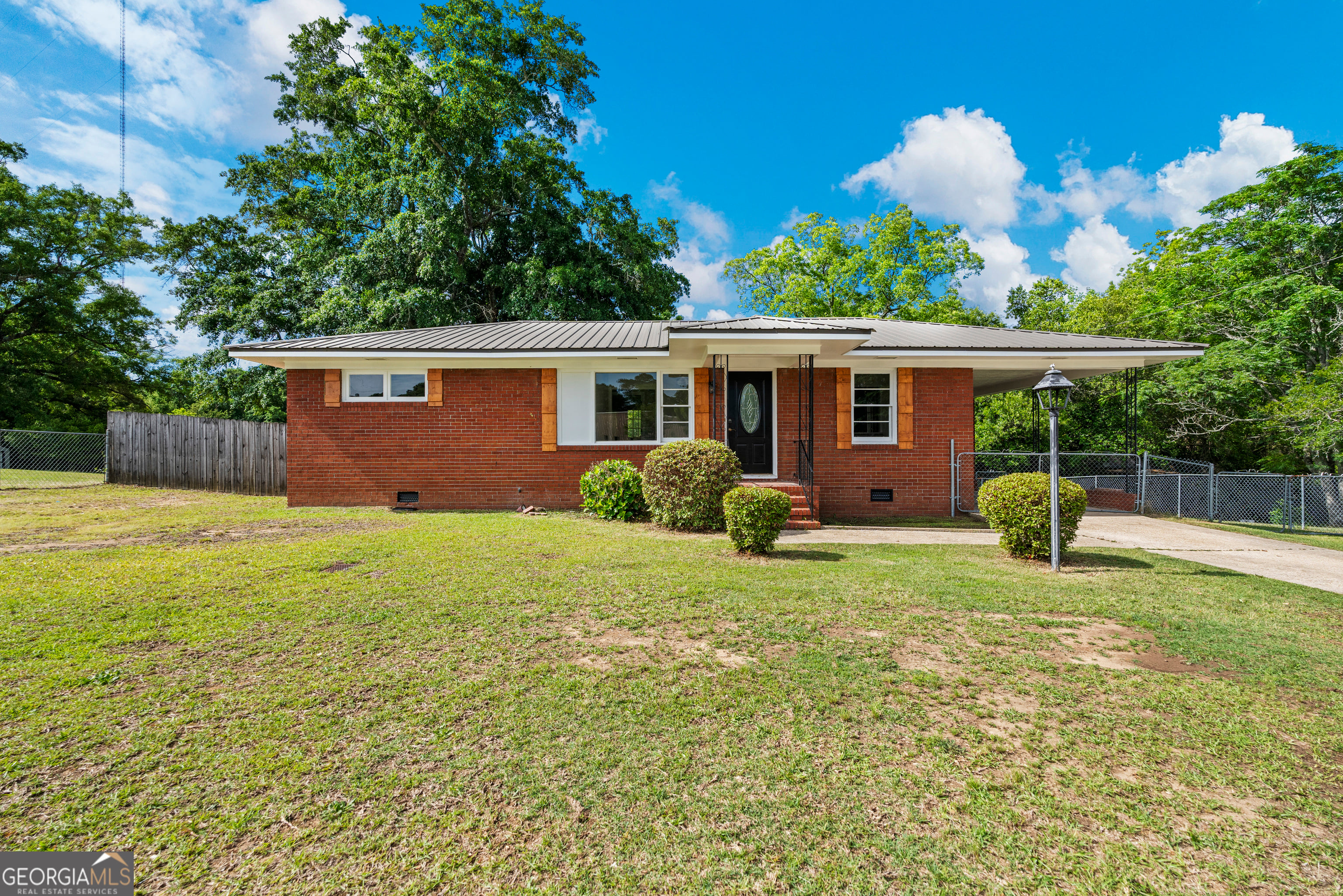 5944 Buena Vista Rd, Columbus, GA 31907