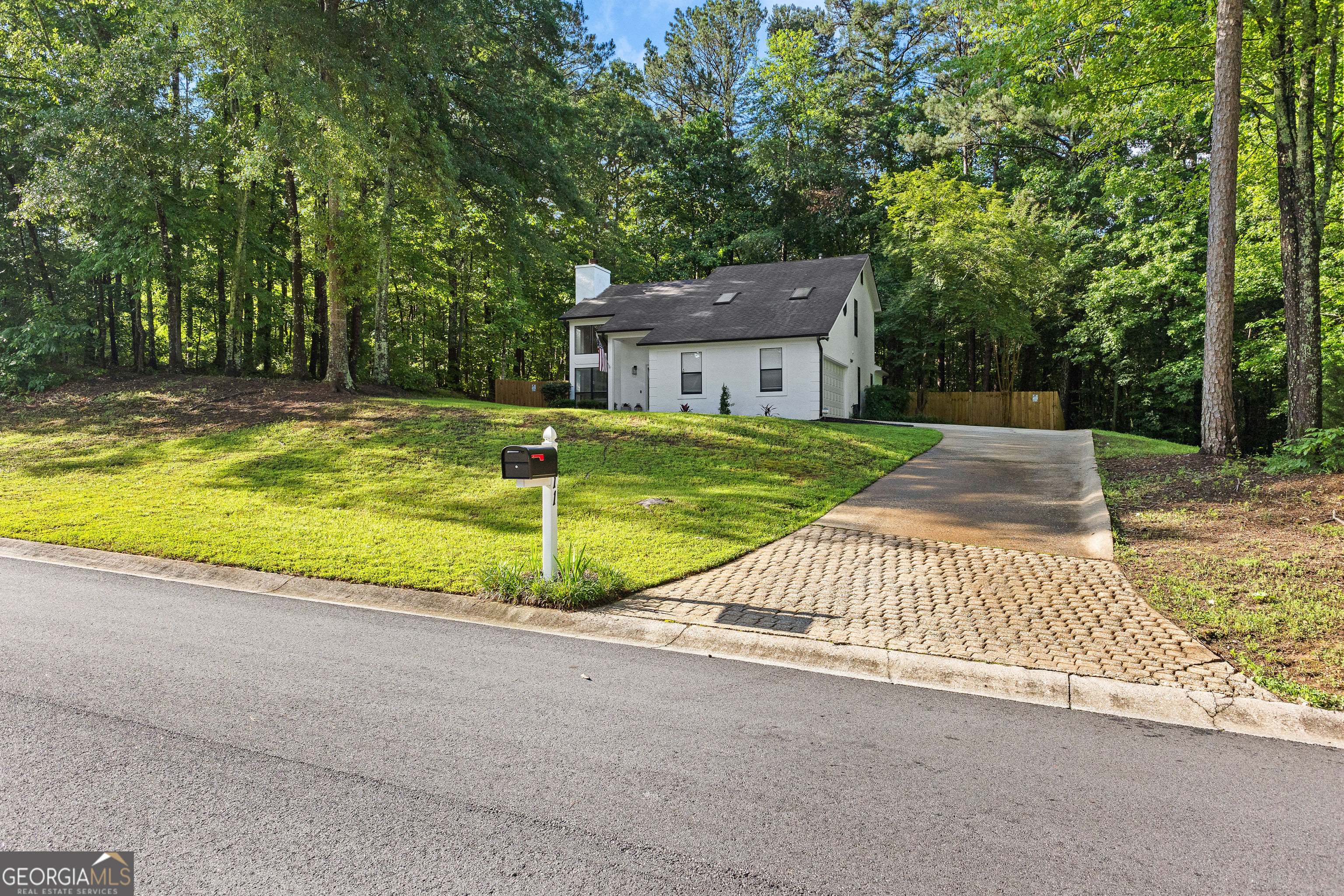 111 Rosignol, Sharpsburg, GA, 30277