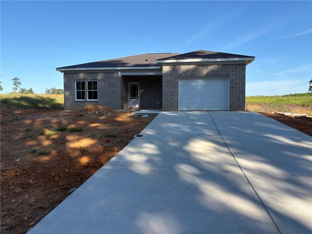 7213 King Rd, Valley, AL 36854