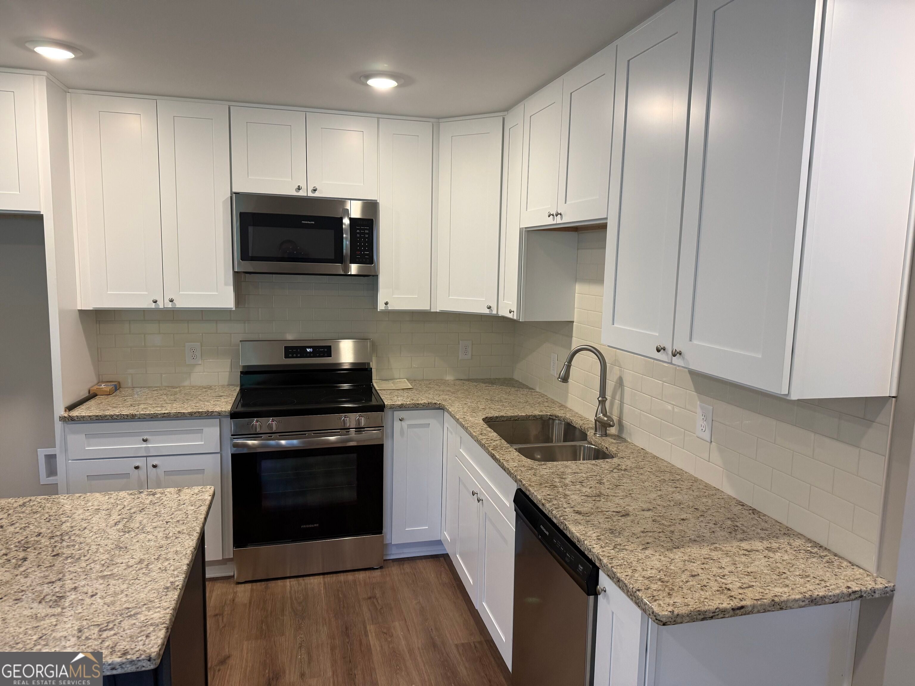 1108 E 7th St, West Point, GA 31833