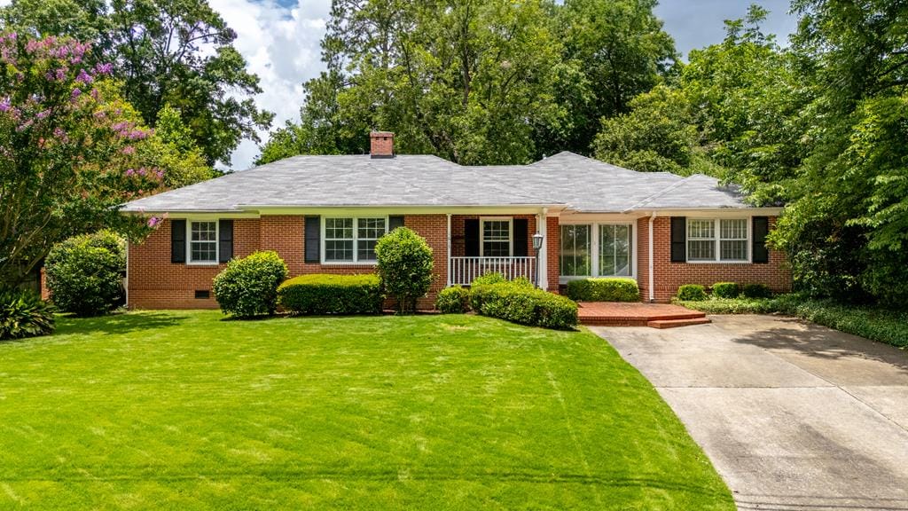 1615 Iris Dr, Columbus, GA 31906