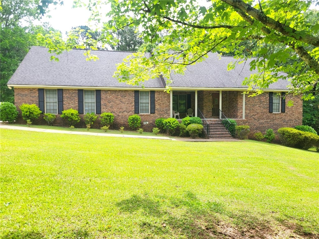 1016 Co Rd 515, Lanett, AL 36863