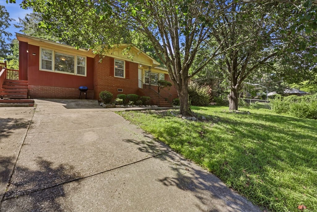 220 Tennant Ave, Columbus, GA 31907
