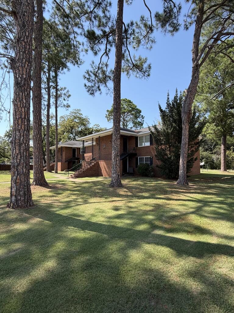 1701 W Broad Ave, Albany, GA 31707