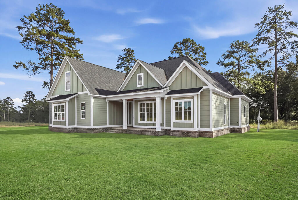 116 Hazelwood Dr, Leesburg, GA 31763