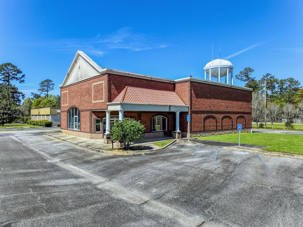 2007 Gillionville Rd, Albany, GA 31707