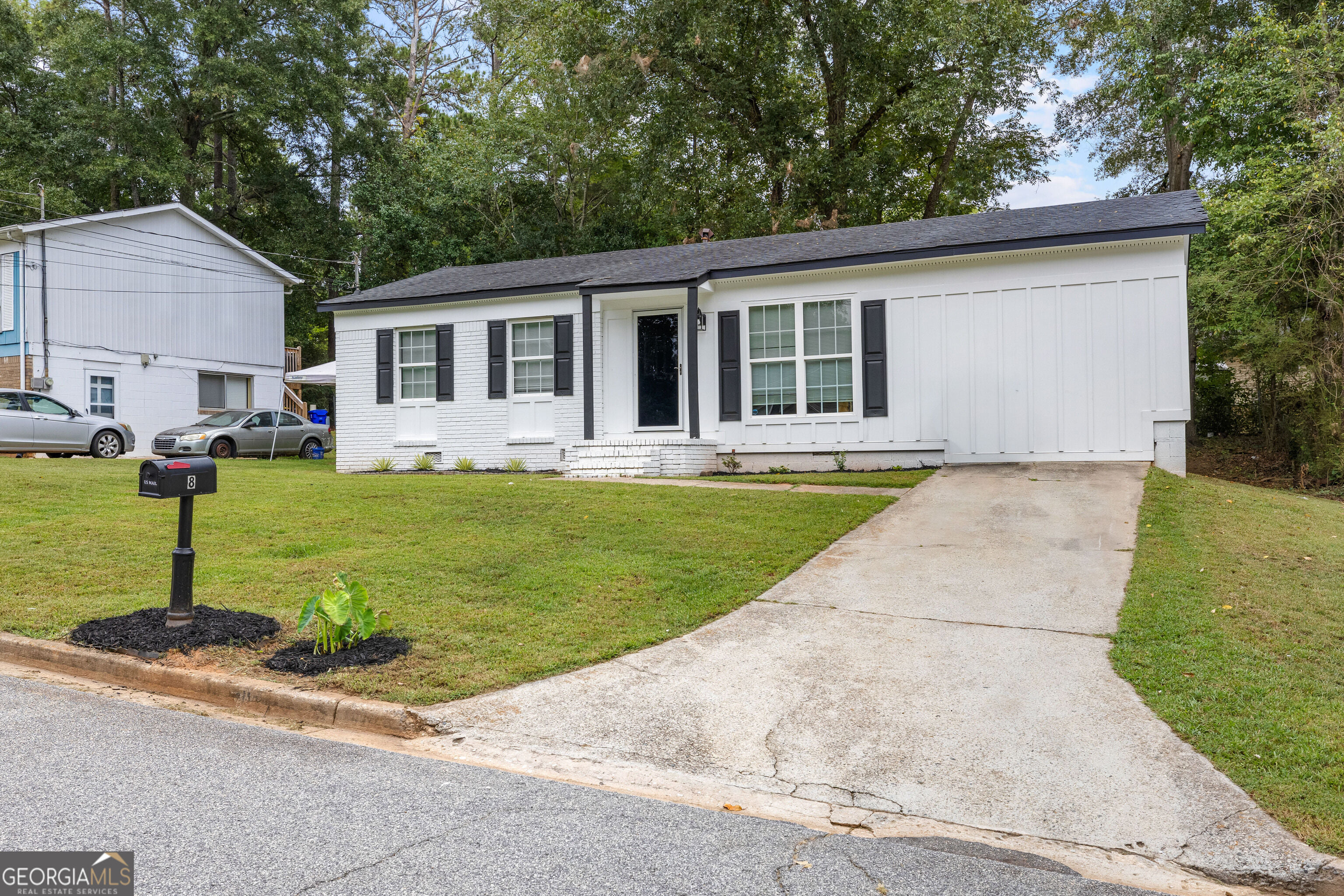 8 Westgate Park Dr, Newnan, GA 30263