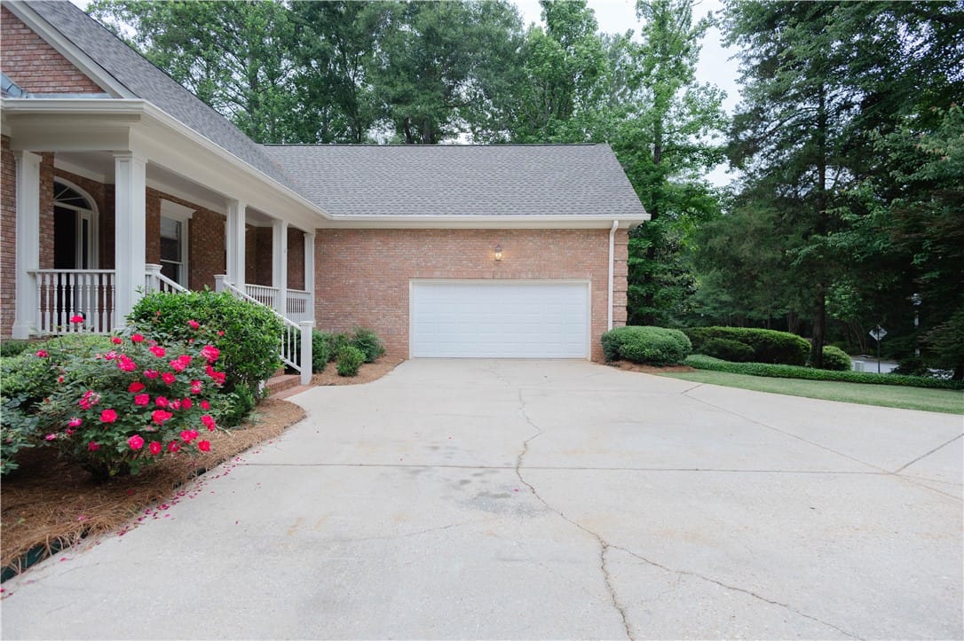 162 Asheton Ln, Auburn, AL 36830, A well-maintained brick exterior with a welcoming