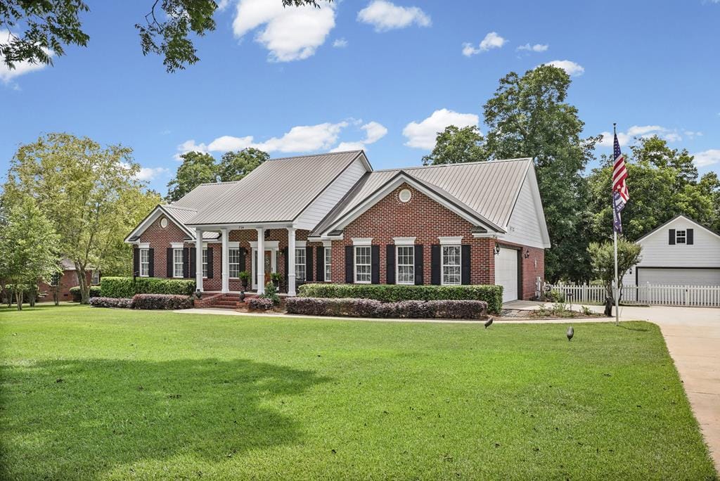 724 Winifred Rd, Leesburg, GA 31763