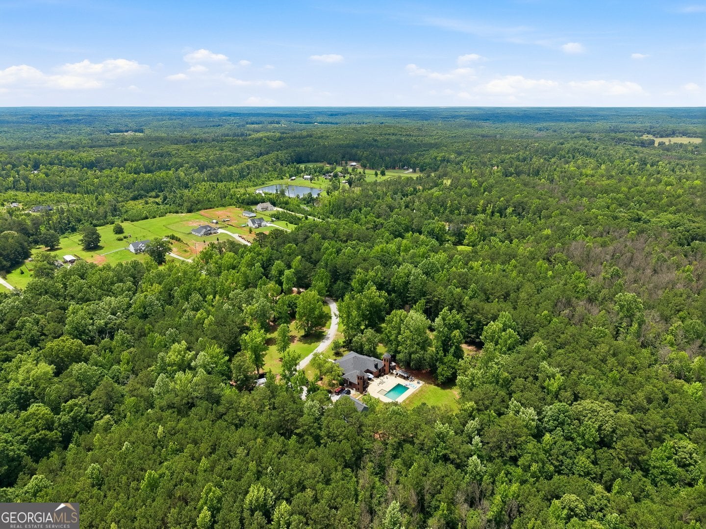 2103 Smokey Rd, Newnan, GA 30263
