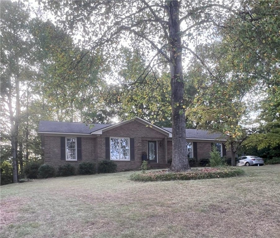 2005 Baton Court, Opelika, AL, 36801