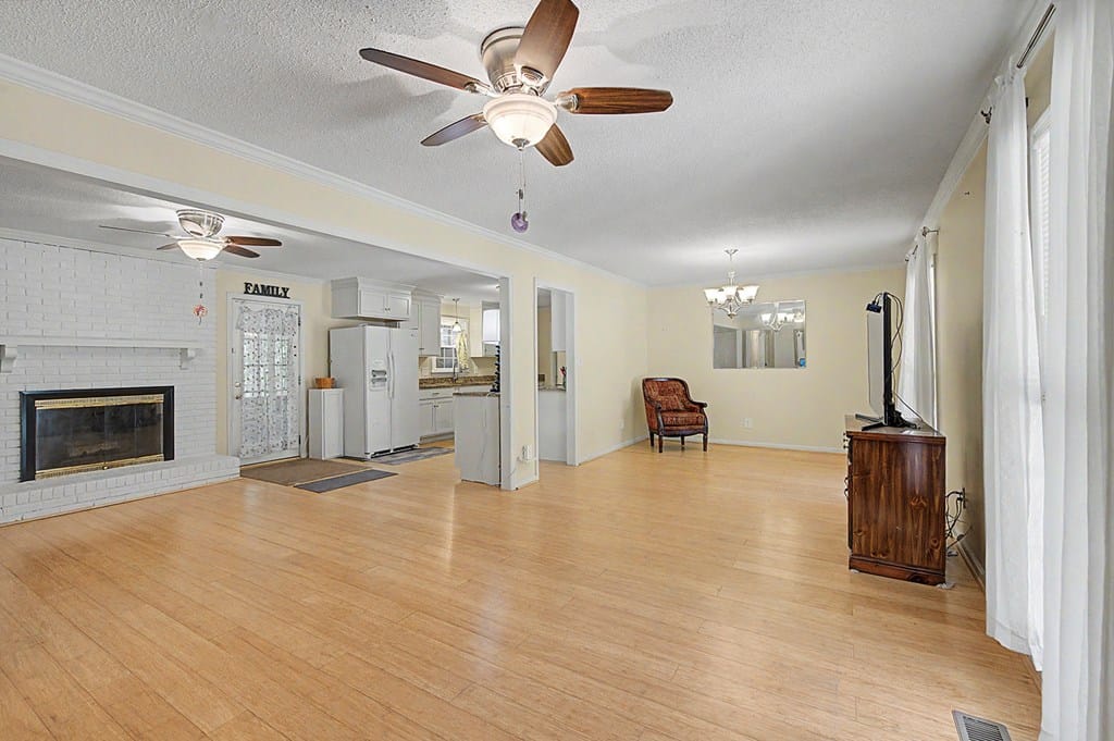 150 Westfield Rd, Leesburg, GA 31763