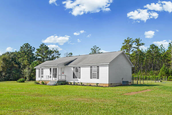 2517 Smithville Rd, Smithville, GA 31787